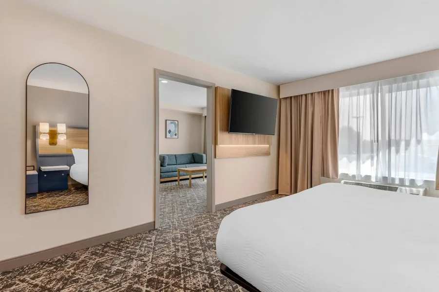 Country Inn & Suites by Radisson, Modesto/Salida hotel detail image 2