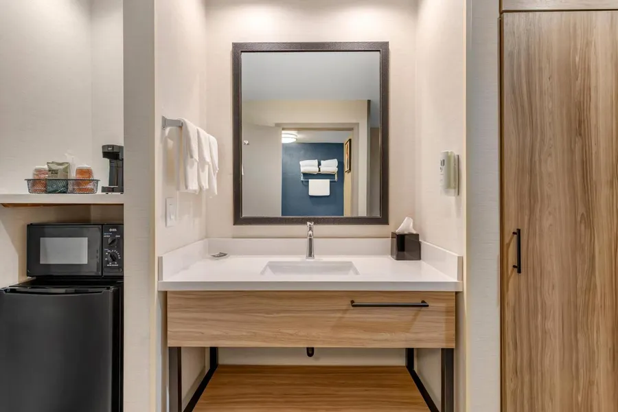 Country Inn & Suites by Radisson, Modesto/Salida hotel detail image 6