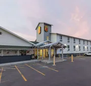 Super 8 by Wyndham Belgrade/Bozeman Airport hotel detail image 4