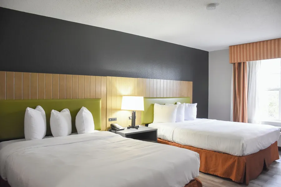 Country Inn & Suites by Radisson, Bloomington-Normal West, IL hotel detail image 6