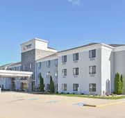 Comfort Suites Bloomington I-55 and I-74 hotel detail image 4