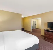 Quality Inn & Suites Bloomington University Area hotel detail image 3