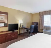 Quality Inn & Suites Bloomington University Area hotel detail image 4
