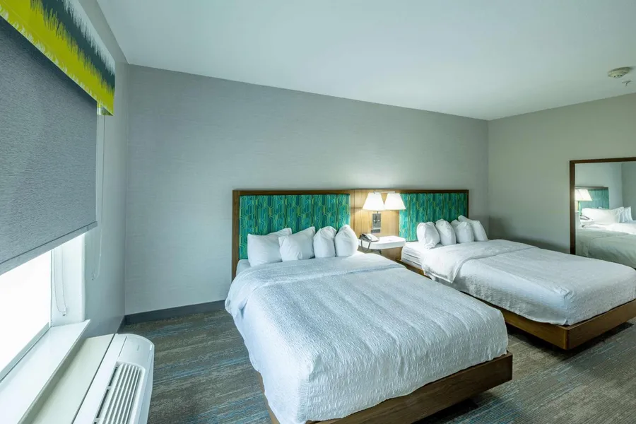 Hampton Inn & Suites Cleburne hotel detail image 2