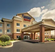Fairfield Inn & Suites by Marriott Ottawa Starved Rock Area hotel detail image 3