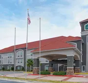 La Quinta Inn & Suites by Wyndham Macon West hotel detail image 4
