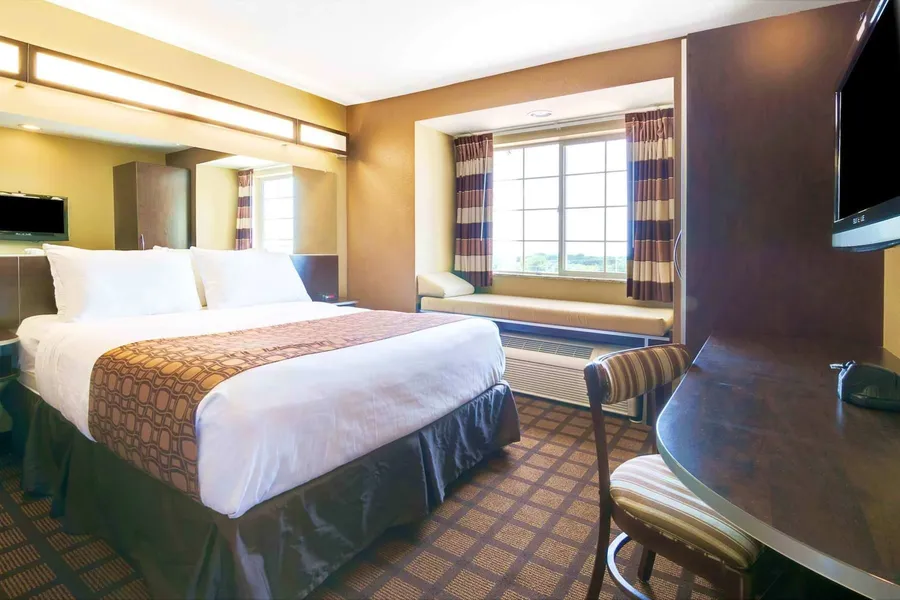 Microtel Inn & Suites by Wyndham Macon hotel detail image 6