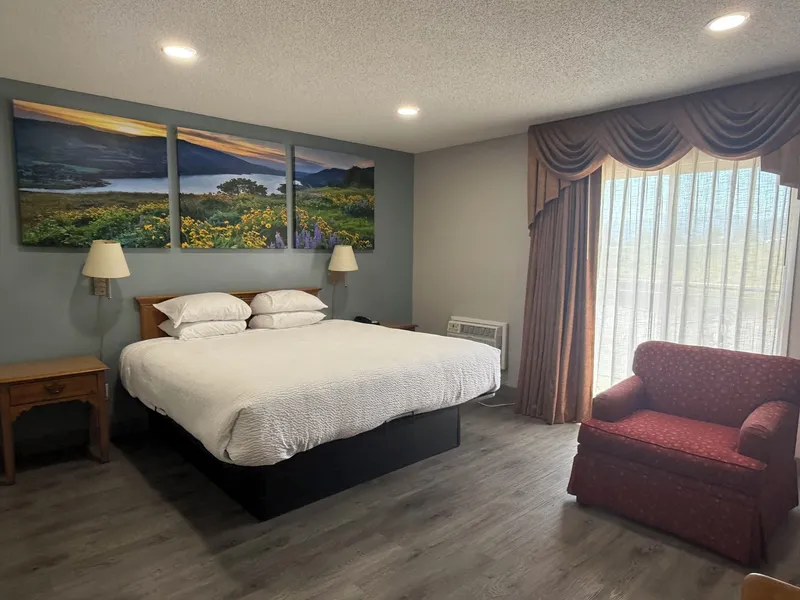 Days Inn by Wyndham Medford hotel detail image 6