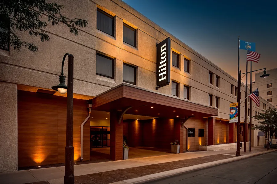 Hilton Appleton Paper Valley hotel detail image 2