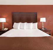 Baymont by Wyndham Midland Airport hotel detail image 7