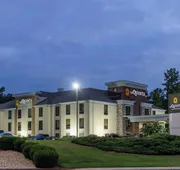 La Quinta Inn & Suites by Wyndham Covington hotel detail image 7