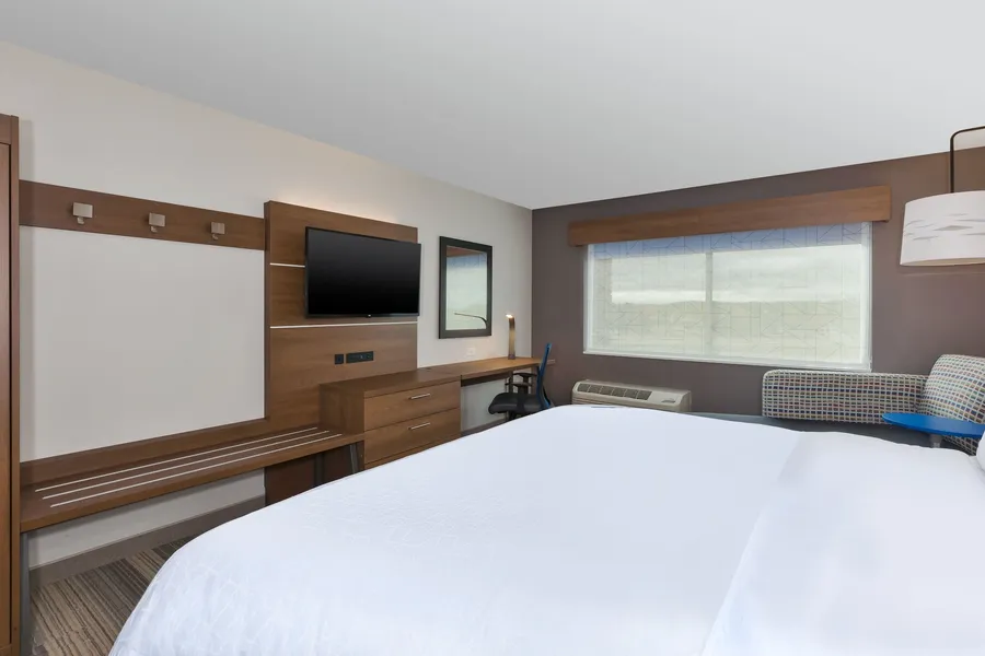 Holiday Inn Express & Suites Eau Claire West I-94 by IHG hotel detail image 6