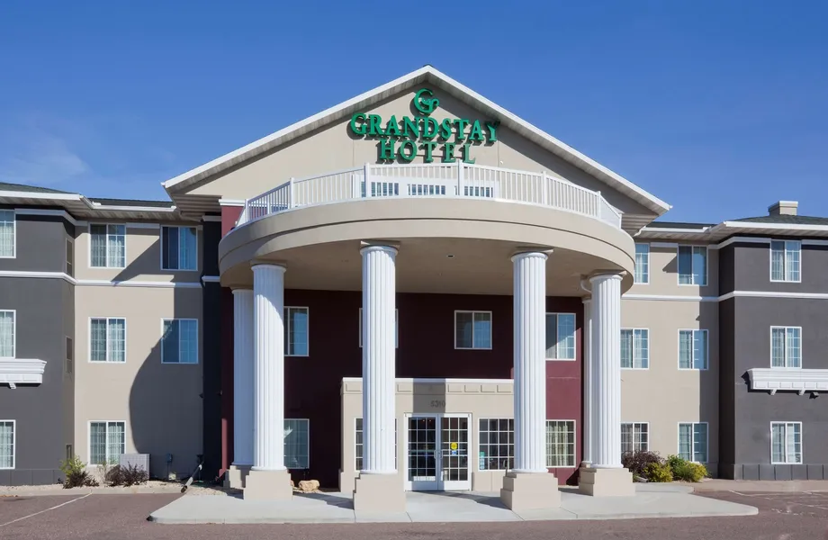 GrandStay Residential Suites - Eau Claire hotel detail image 2