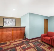 Super 8 by Wyndham Eau Claire I-94 hotel detail image 3