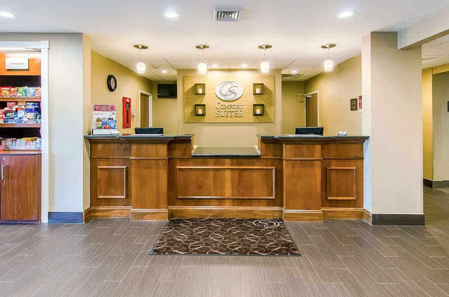 Comfort Suites Wytheville near Conference Center hotel detail image 6