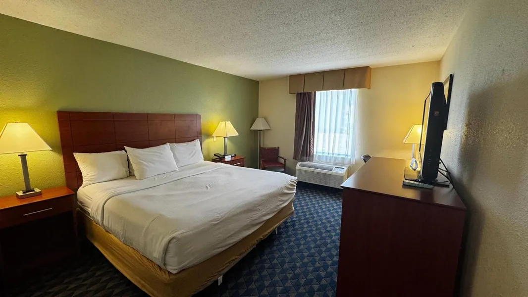Deluxe Inn Wytheville hotel detail image 6
