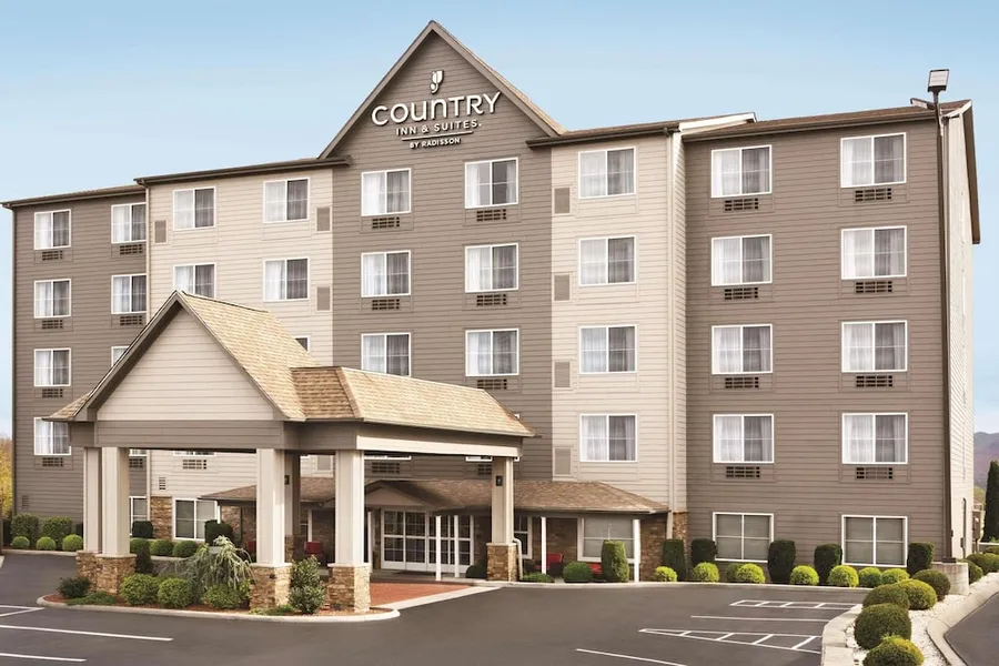 Country Inn & Suites by Radisson, Wytheville, VA hotel detail image 2