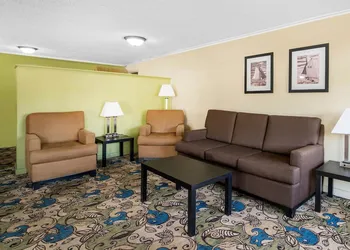 Quality Inn Barre-Montpelier hotel thumbnail 4