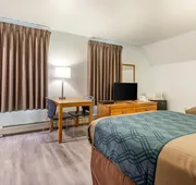 Econo Lodge Saint Albans hotel detail image 4