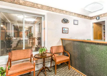 Knights Inn Lenox hotel thumbnail 4