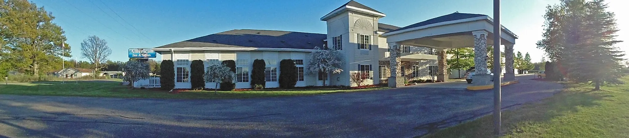 American Inn and Suites Houghton Lake hotel detail image 2