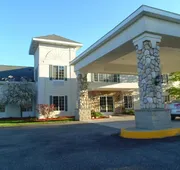 American Inn and Suites Houghton Lake hotel detail image 4