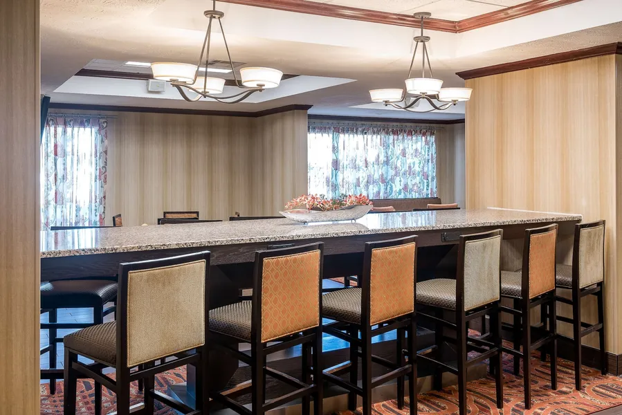 Hampton Inn Parkersburg-Mineral Wells hotel detail image 6