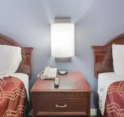 Econo Lodge Thomaston hotel detail image 7