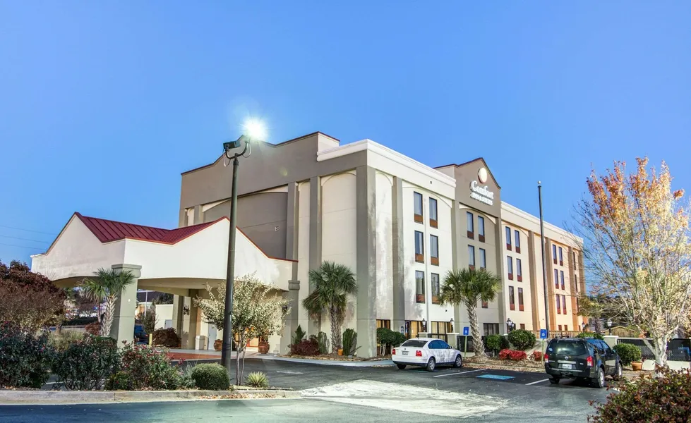 Comfort Inn & Suites Athens North hotel detail image 6
