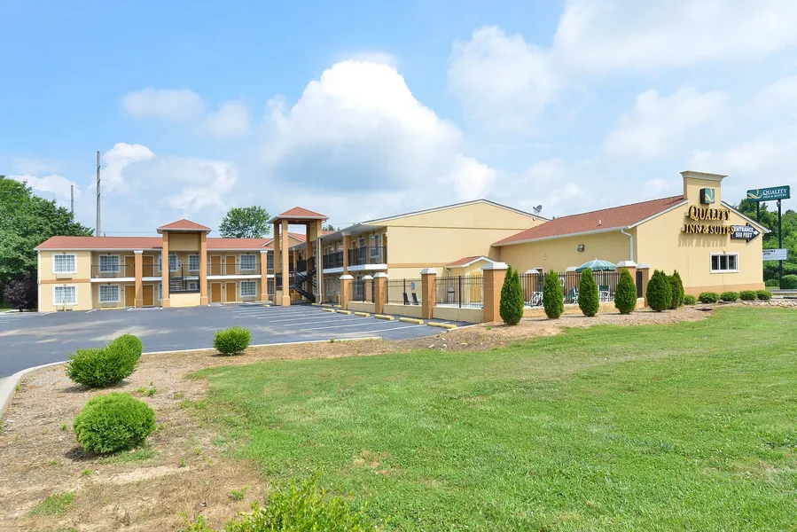 Quality Inn & Suites Cartersville North hotel detail image 2