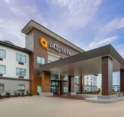 La Quinta Inn & Suites by Wyndham Meridian hotel detail image 3