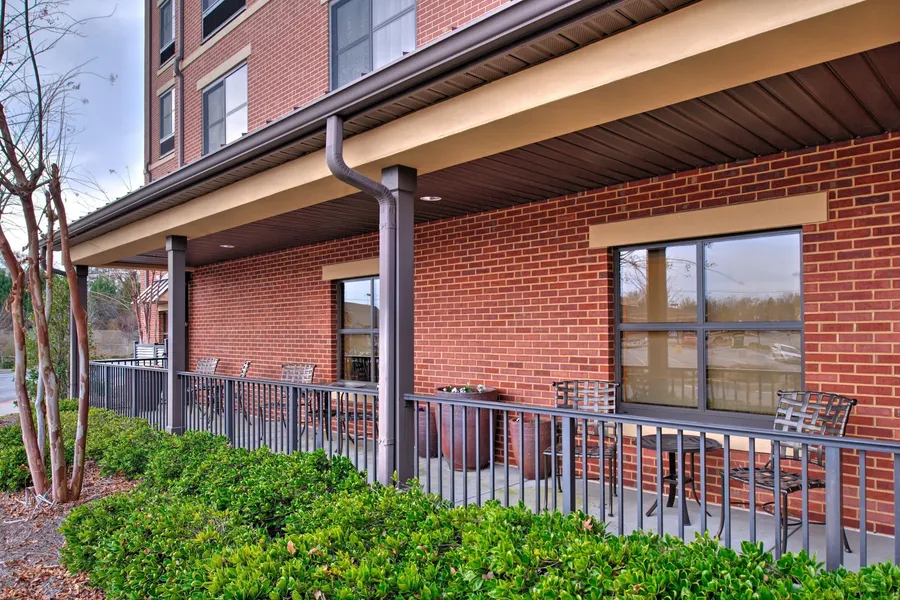 Courtyard Marriott Clemson hotel detail image 2