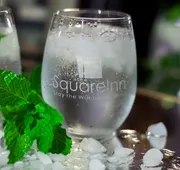 Square Inn hotel detail image 4