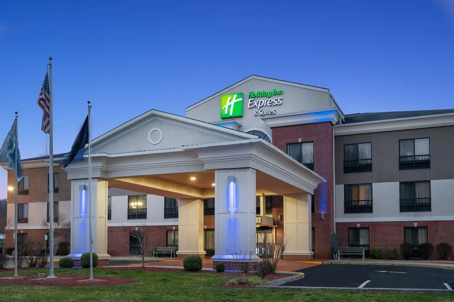 Holiday Inn Express & Suites Ashland by IHG hotel detail image 2