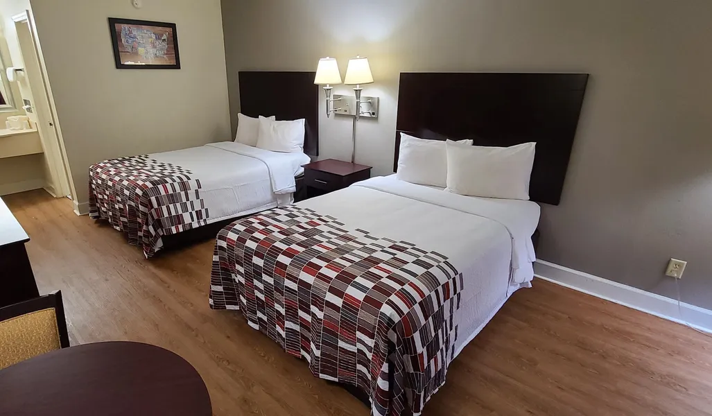 Red Roof Inn Tifton hotel detail image 6
