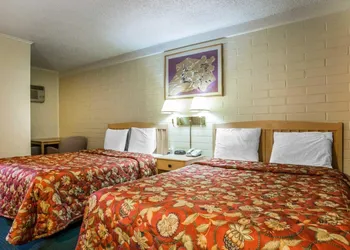Jefferson Inn hotel thumbnail 8