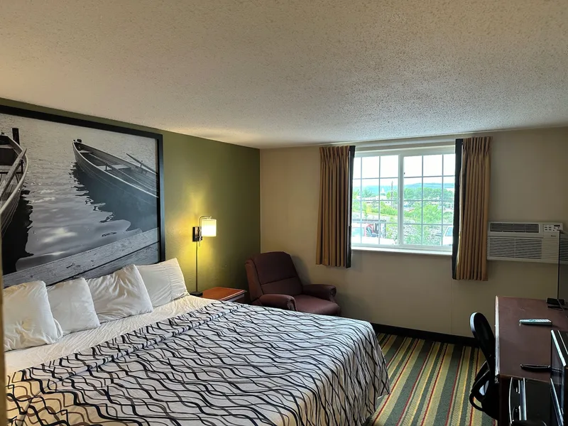 Super 8 by Wyndham Winona MN hotel detail image 6