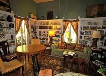 Edgeworth Inn hotel thumbnail 8