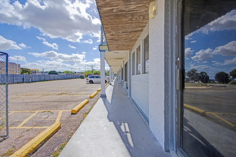 Sunset Inn Flatonia I 10 by Hotel O hotel detail image 6