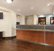 Super 8 by Wyndham Findlay hotel detail image 4