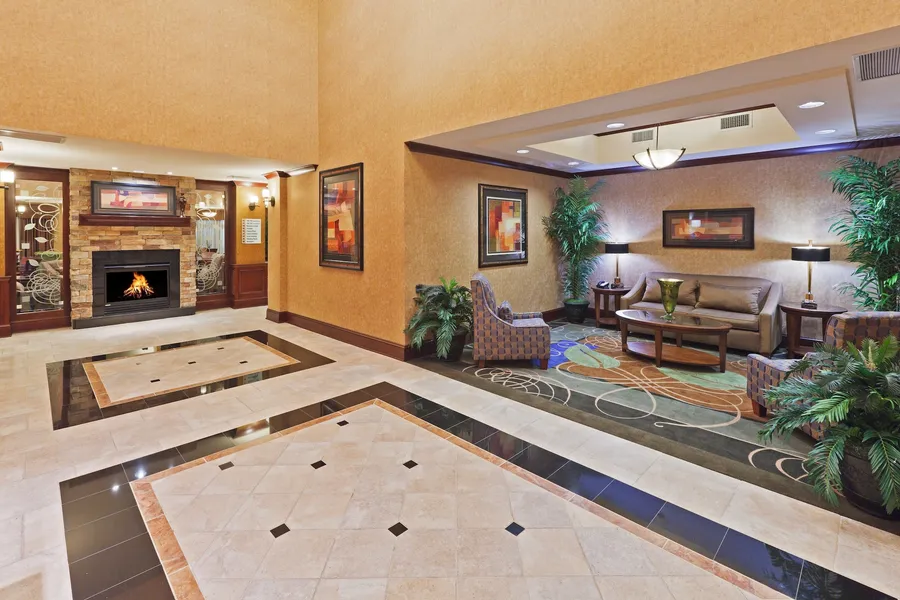 Holiday Inn Express Hotel & Suites POTEAU by IHG hotel detail image 2