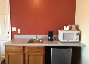 Budget Inn Madill hotel thumbnail 7