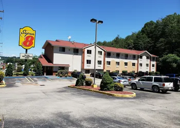 Raceway Inn hotel thumbnail 6