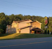 Raceway Inn hotel detail image 7
