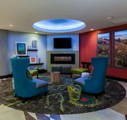 Holiday Inn Express & Suites Eureka by IHG hotel detail image 5