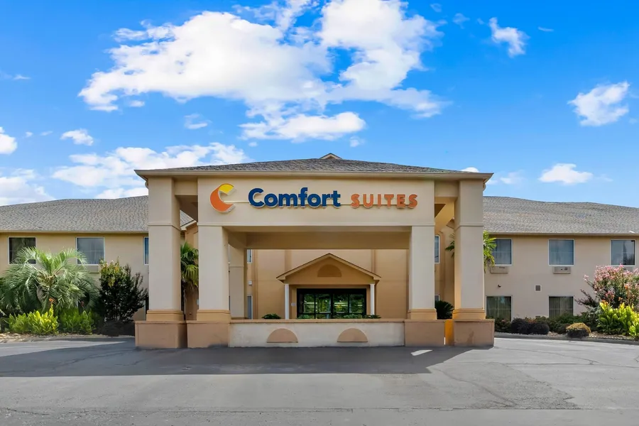Comfort Suites Milledgeville hotel detail image 2