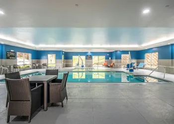 Hampton Inn and Suites Hazard hotel thumbnail 2