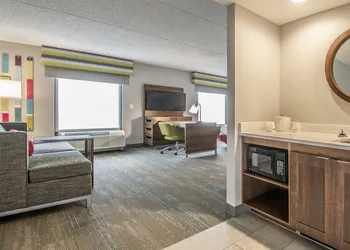 Hampton Inn and Suites Hazard hotel thumbnail 6