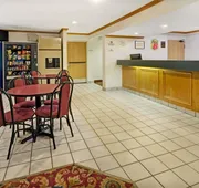 Super 8 by Wyndham Canonsburg/Pittsburgh Area hotel detail image 3
