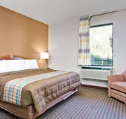 Days Inn by Wyndham Hernando hotel detail image 7